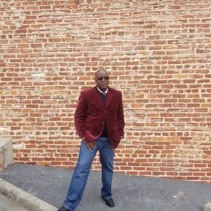 Meet your Posher, Bobby